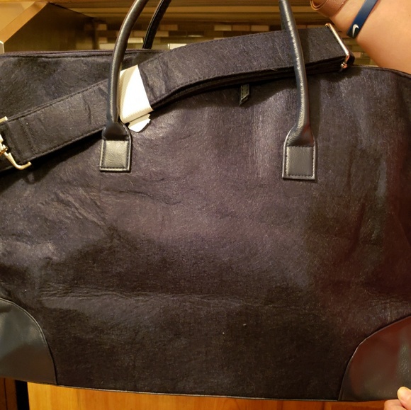 Navy blue felt weekender - Picture 5 of 5